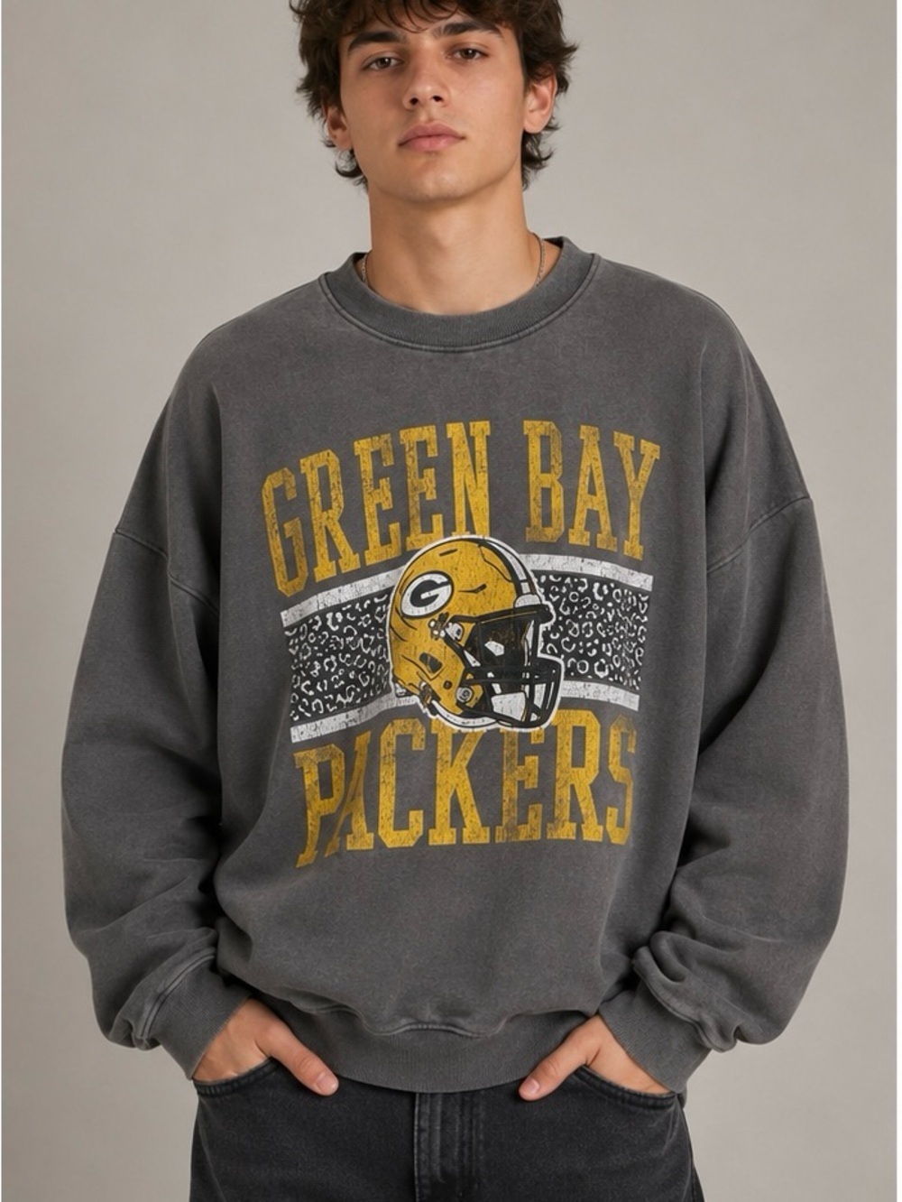 Green Bay Packers Gray Crewneck Sweatshirt - Licensed Team Pullover